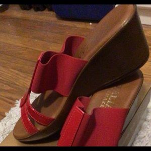 Italian Shoemaker Red dress slides